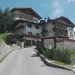 Szálloda Garni Astor