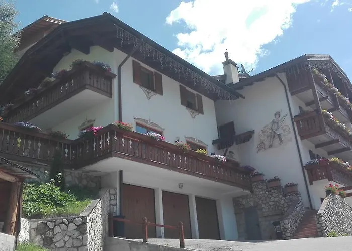 호텔 Garni Astor 아라바