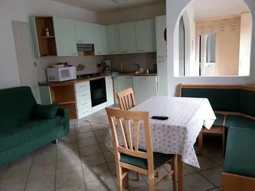 Garni Astor 호텔 아라바