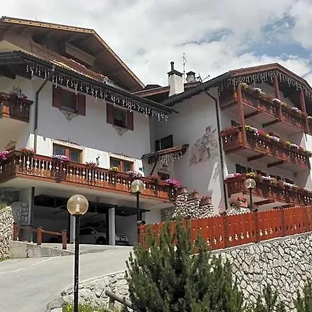Garni Astor Hotel 2*