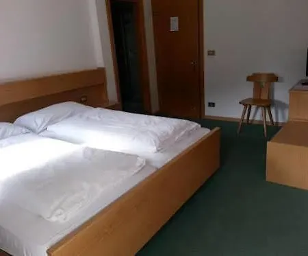 Hotel Garni Astor Arabba